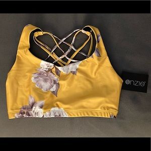 🌈NWT Onzie Cross Back Floral Sports Bra Yellow Small. Fits small.